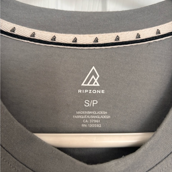 Ripzone T shirt size small - Picture 2 of 2